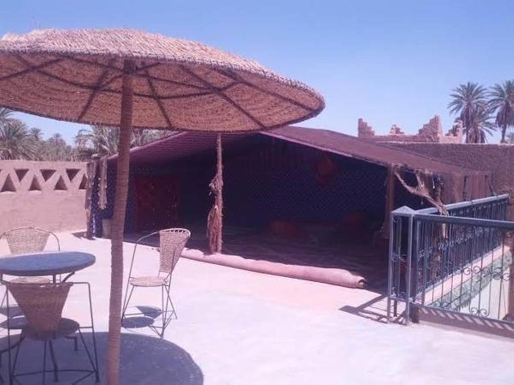 Oulad Driss Riad La Maison Du Desert מראה חיצוני תמונה